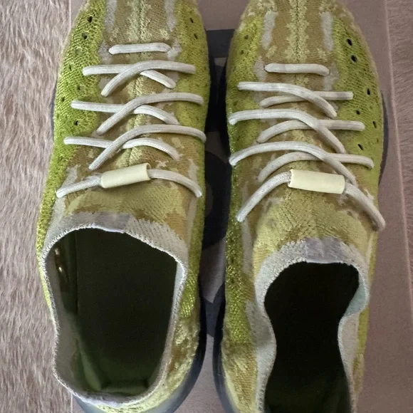Hylite Yeezy Boost 380
